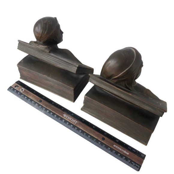 Jennings Brothers Dante & Beatrice Bronzed Bookends (A5004) - Picture 5 of 5
